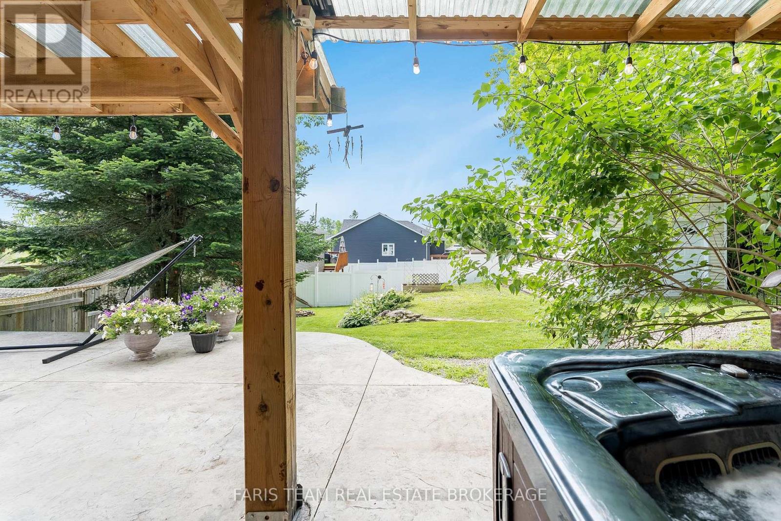 427 Ann Street, Tay, Ontario  L0K 1R0 - Photo 35 - S12428076