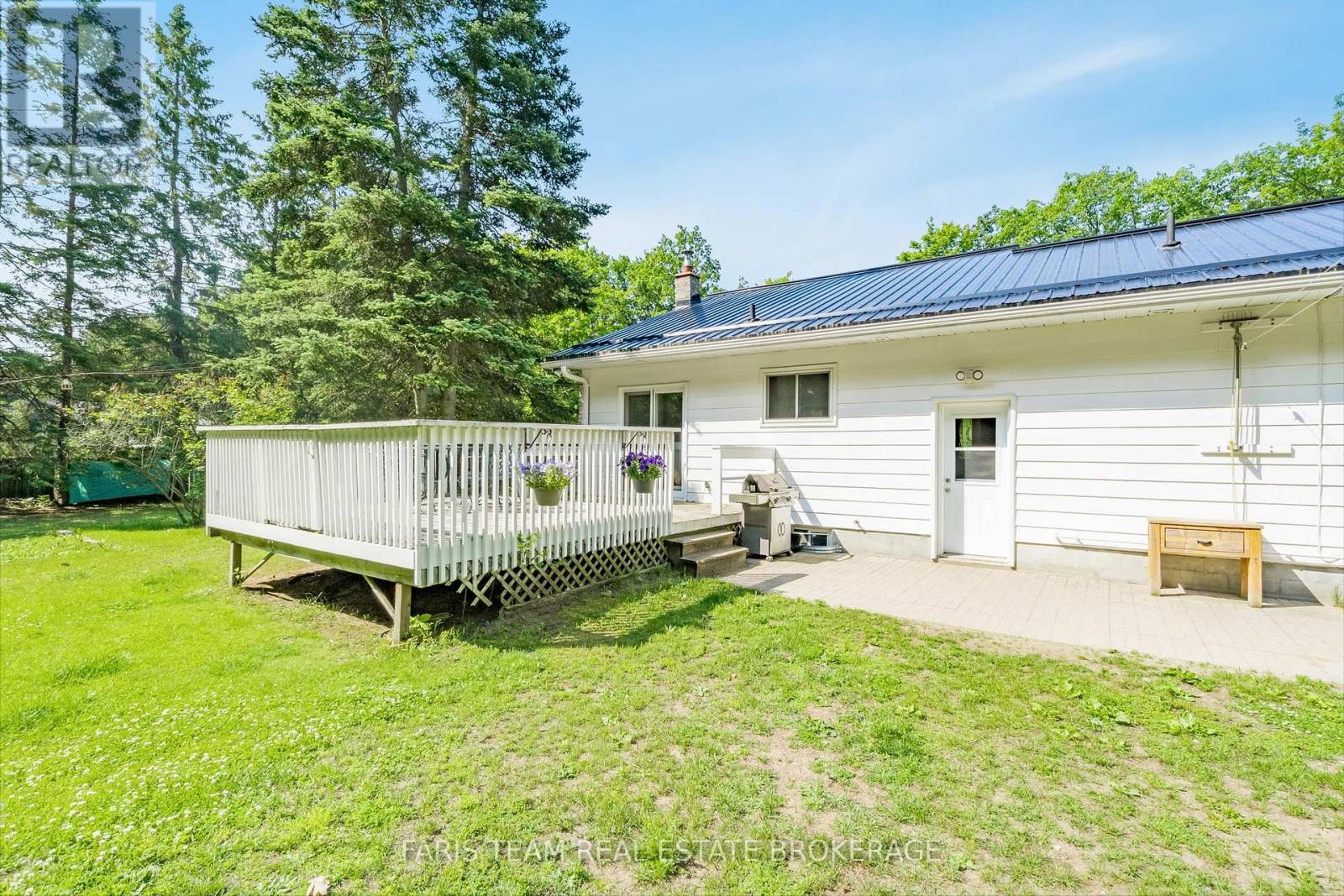 1941 Vespra Valley Road, Springwater, Ontario  L0L 1Y2 - Photo 29 - S12429560