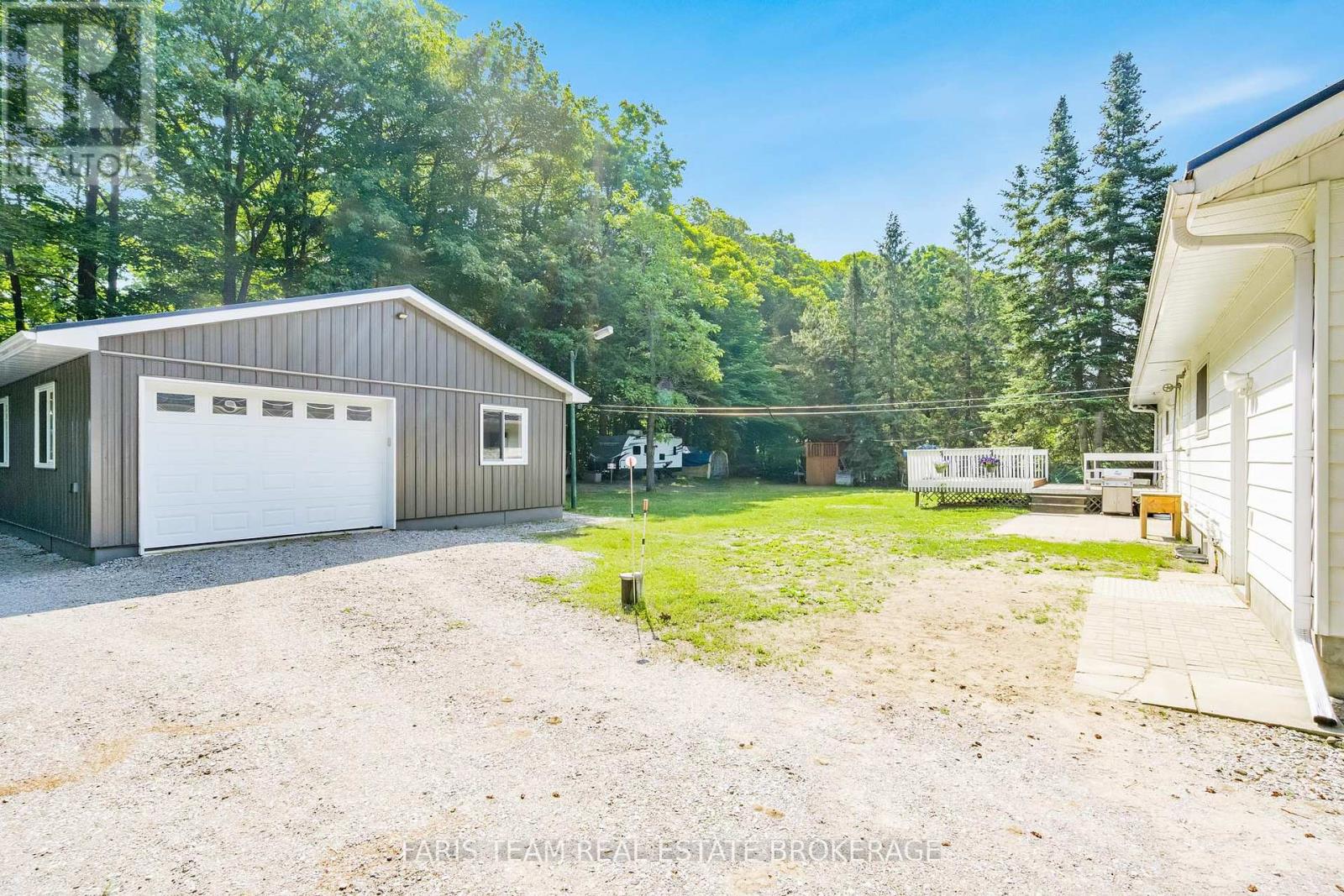 1941 Vespra Valley Road, Springwater, Ontario  L0L 1Y2 - Photo 30 - S12429560