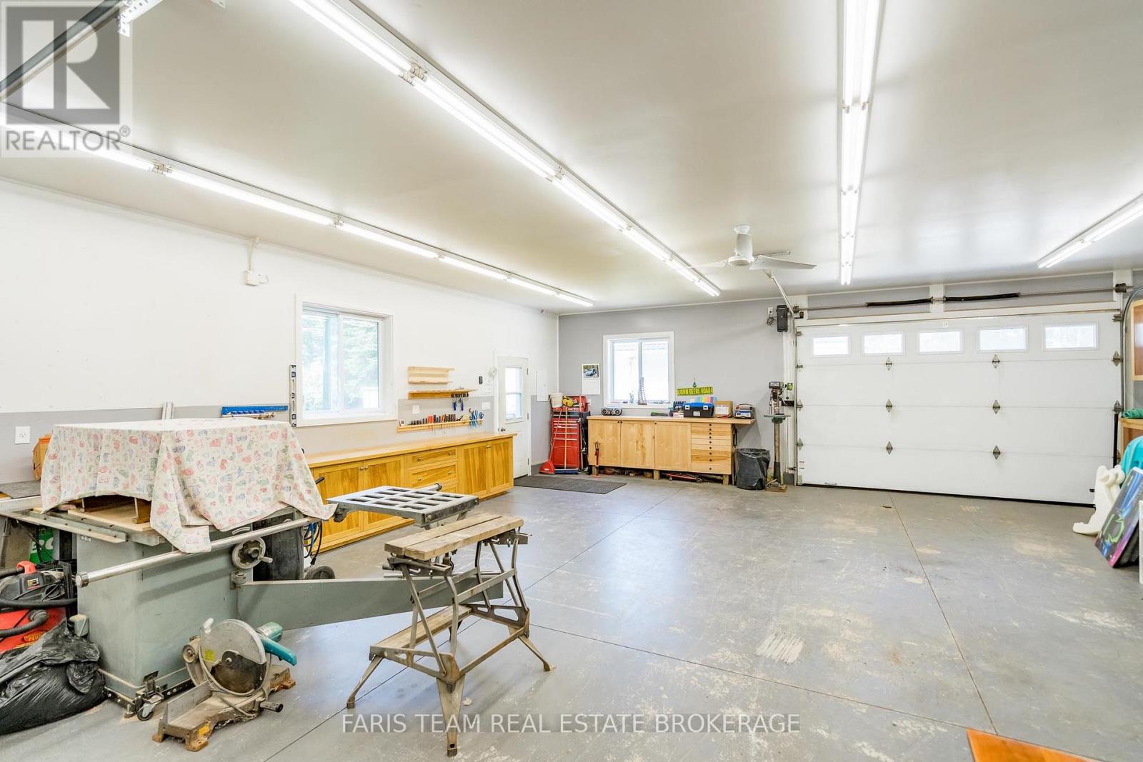 1941 Vespra Valley Road, Springwater, Ontario  L0L 1Y2 - Photo 6 - S12429560