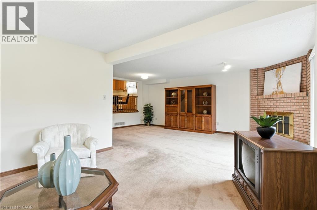 24 Ellington Avenue, Stoney Creek, Ontario  L8E 4E9 - Photo 12 - 40773959