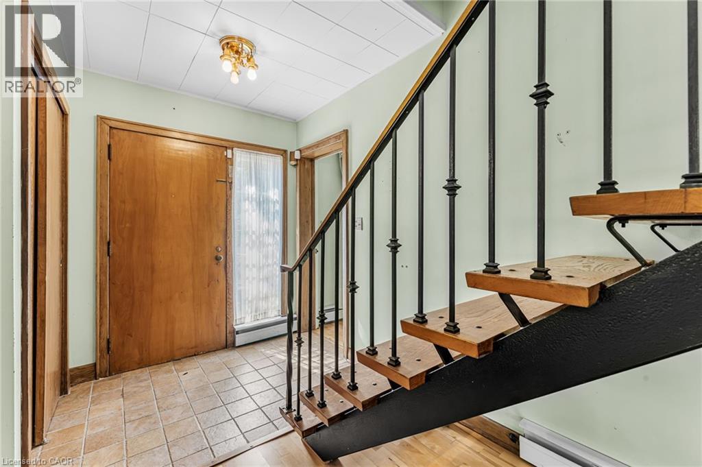 21 First Avenue, Welland, Ontario  L3C 1X7 - Photo 12 - 40772506