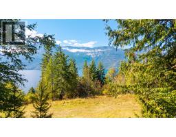 13625 & 13631 Mountain Shores Road, boswell, British Columbia