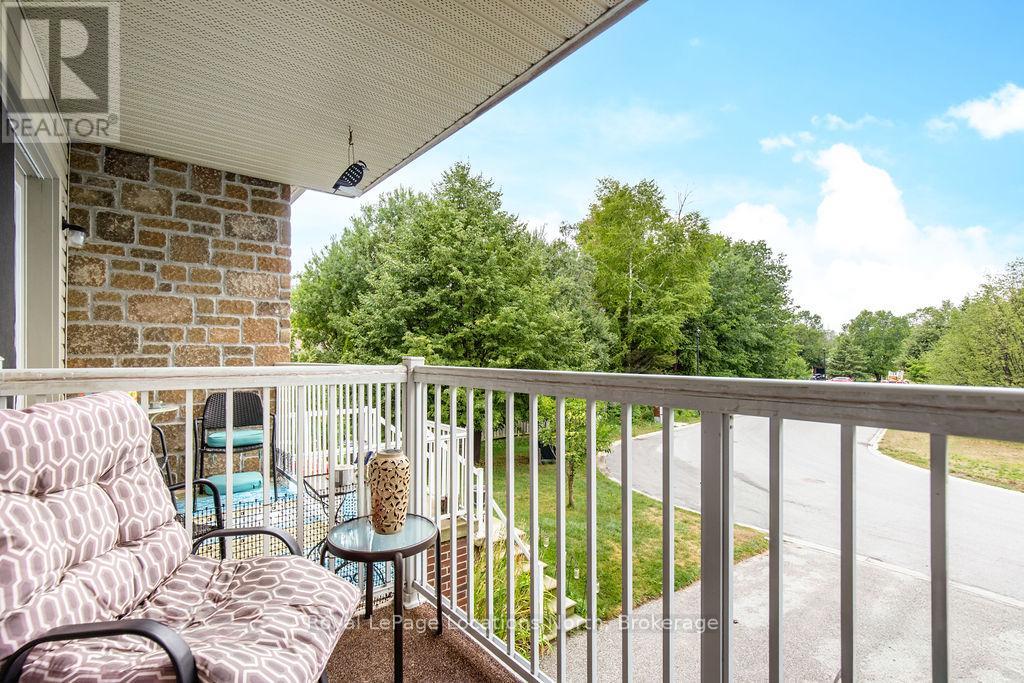 46 Admiral Road, Wasaga Beach, Ontario  L9Z 3C6 - Photo 13 - S12429682