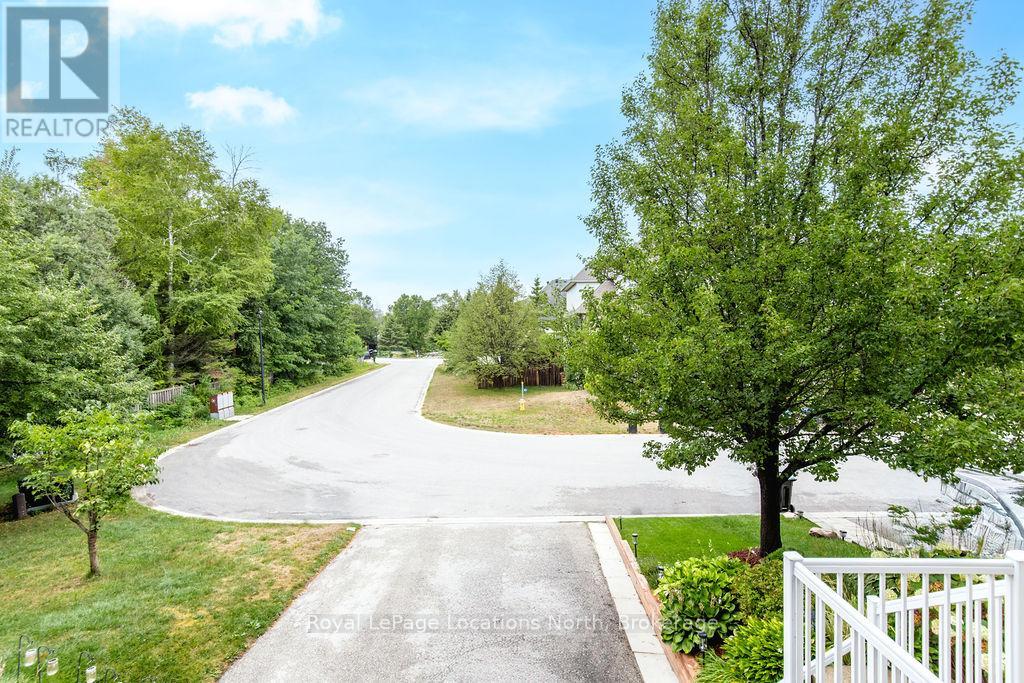 46 Admiral Road, Wasaga Beach, Ontario  L9Z 3C6 - Photo 14 - S12429682