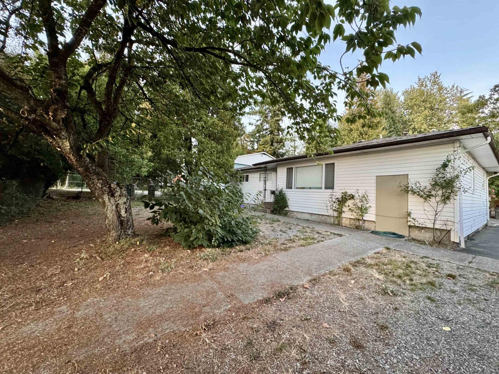 8406 152 Street, Surrey, British Columbia  V3S 3M8 - Photo 3 - R3050933