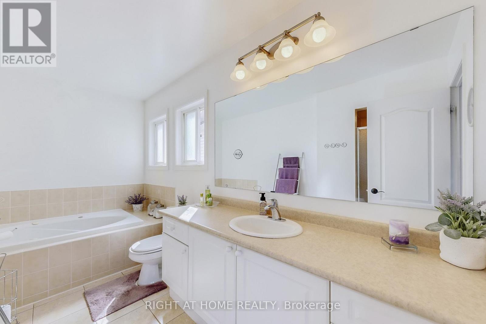 58 Mikayla Crescent, Whitby, Ontario  L1M 2H9 - Photo 31 - E12429525