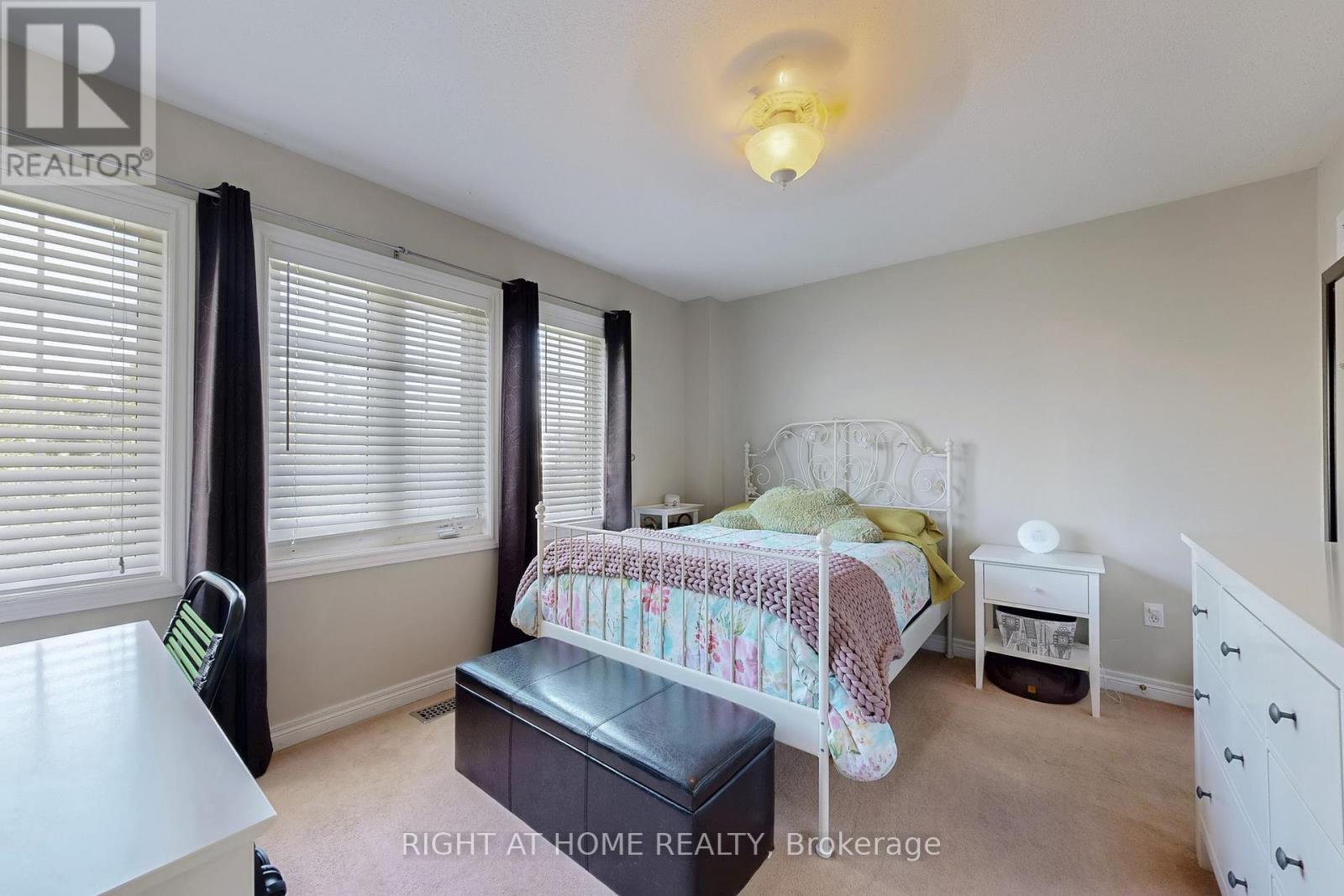 58 Mikayla Crescent, Whitby, Ontario  L1M 2H9 - Photo 33 - E12429525