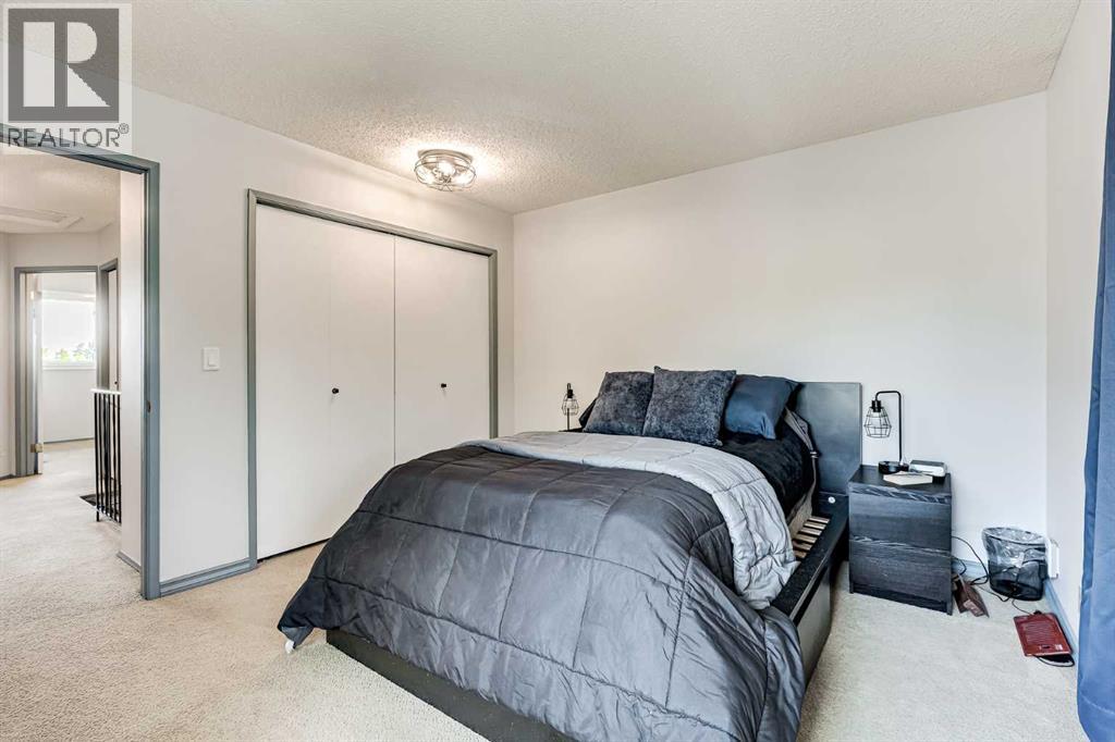 1028 Berkley Drive Nw, Calgary, Alberta  T3K 1A3 - Photo 15 - A2256185