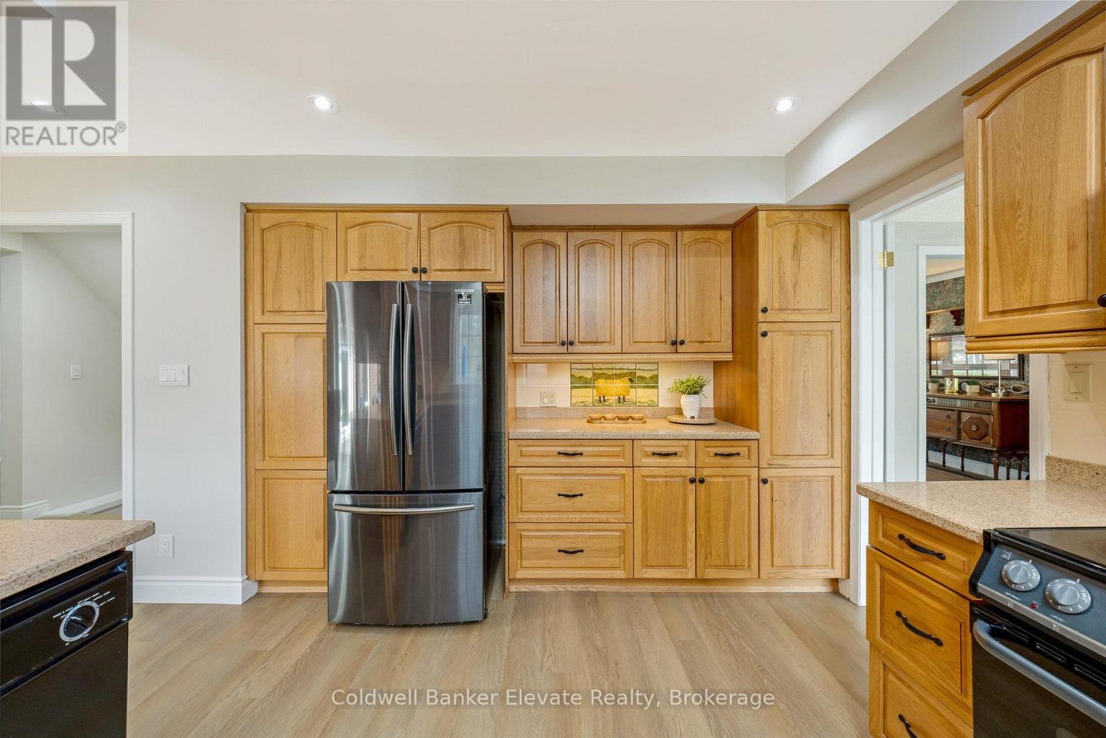 12282 Eighth Line, Halton Hills, Ontario  L7G 4S4 - Photo 16 - W12429537