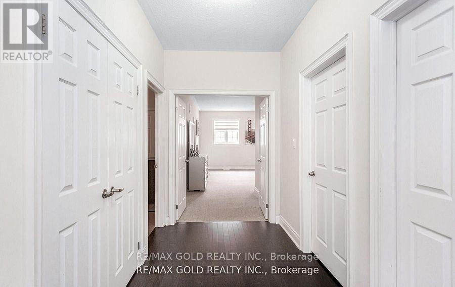 (Main & Second Floor) - 4 Buttonwood Road, Brampton, Ontario  L6P 4J9 - Photo 24 - W12429586