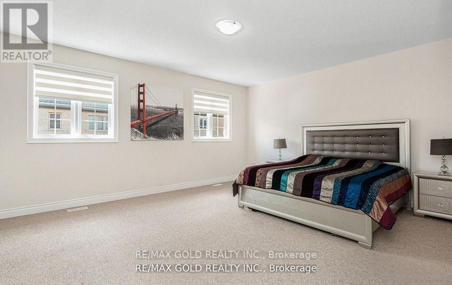 (Main & Second Floor) - 4 Buttonwood Road, Brampton, Ontario  L6P 4J9 - Photo 25 - W12429586