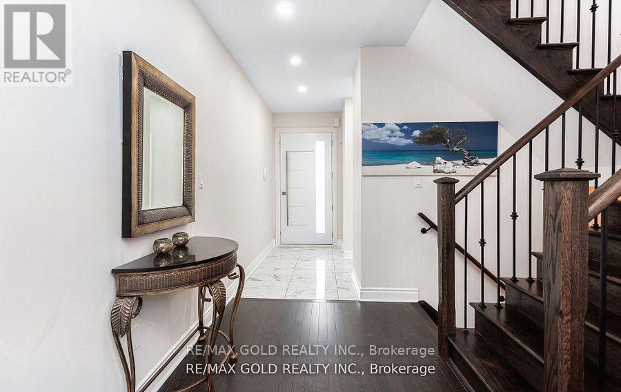 (Main & Second Floor) - 4 Buttonwood Road, Brampton, Ontario  L6P 4J9 - Photo 7 - W12429586