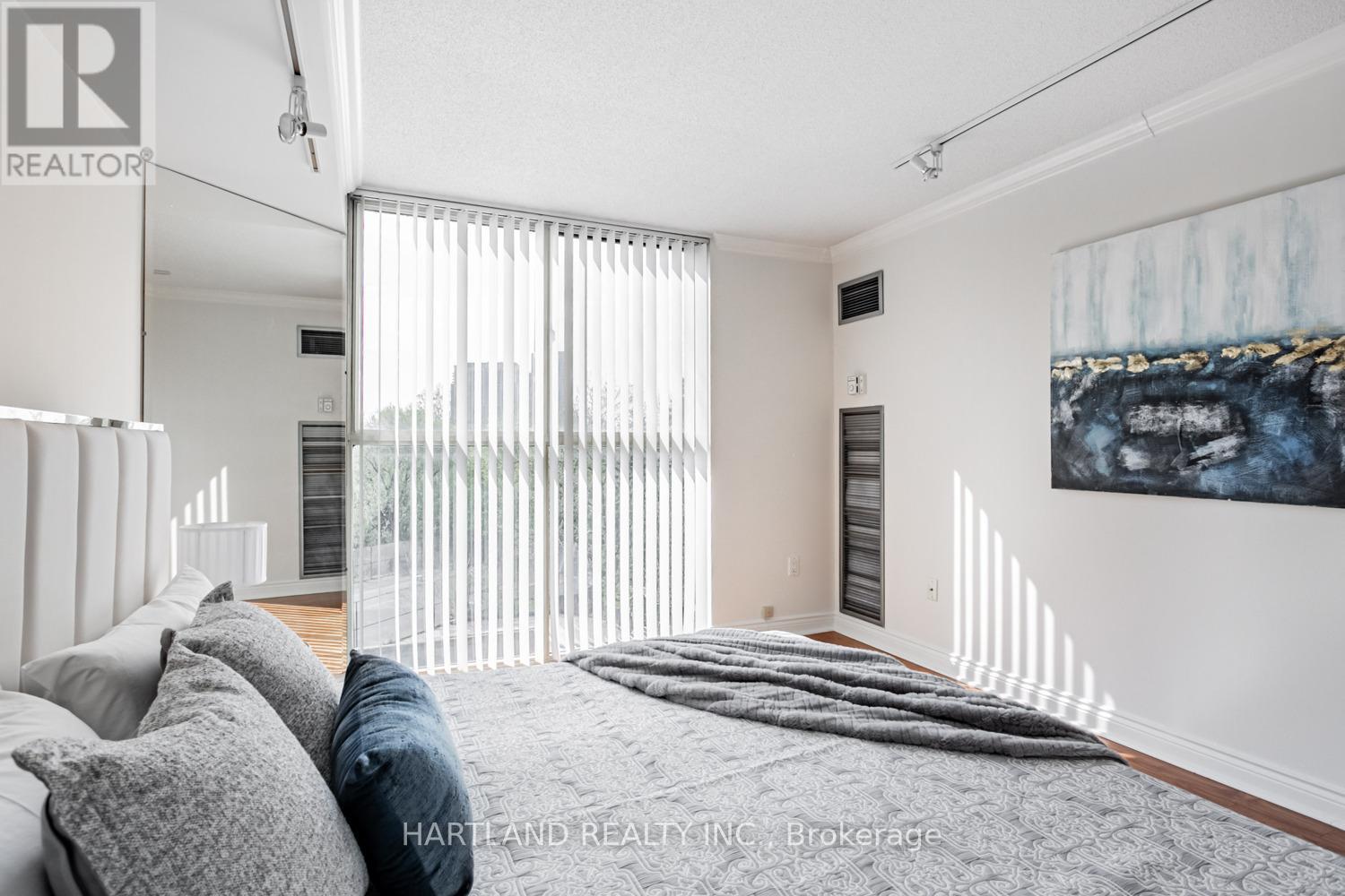 306 - 600 Rexdale Boulevard, Toronto, Ontario  M9W 6T4 - Photo 16 - W12429609