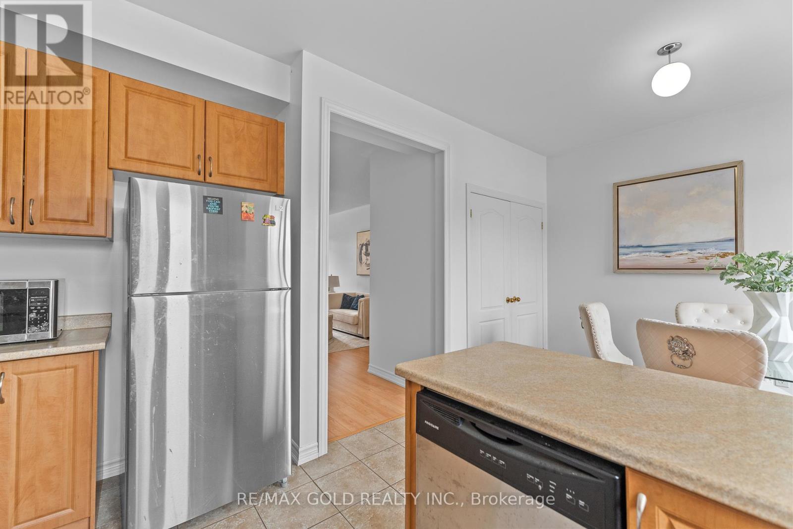 36 Kayak Heights, Brampton, Ontario  L6Z 0B4 - Photo 13 - W12429619