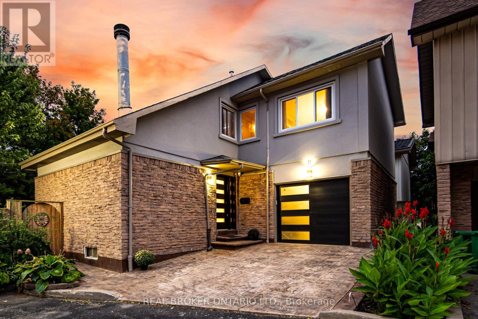 11 PIERPONT PLACE, Mississauga, Ontario