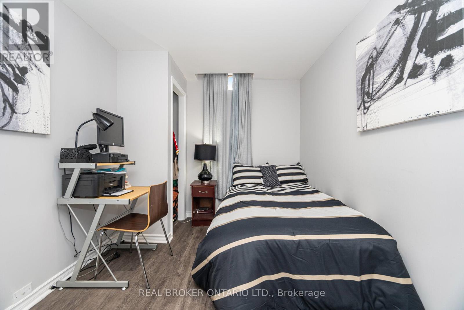 11 Pierpont Place, Mississauga, Ontario  L5N 5V1 - Photo 35 - W12429640