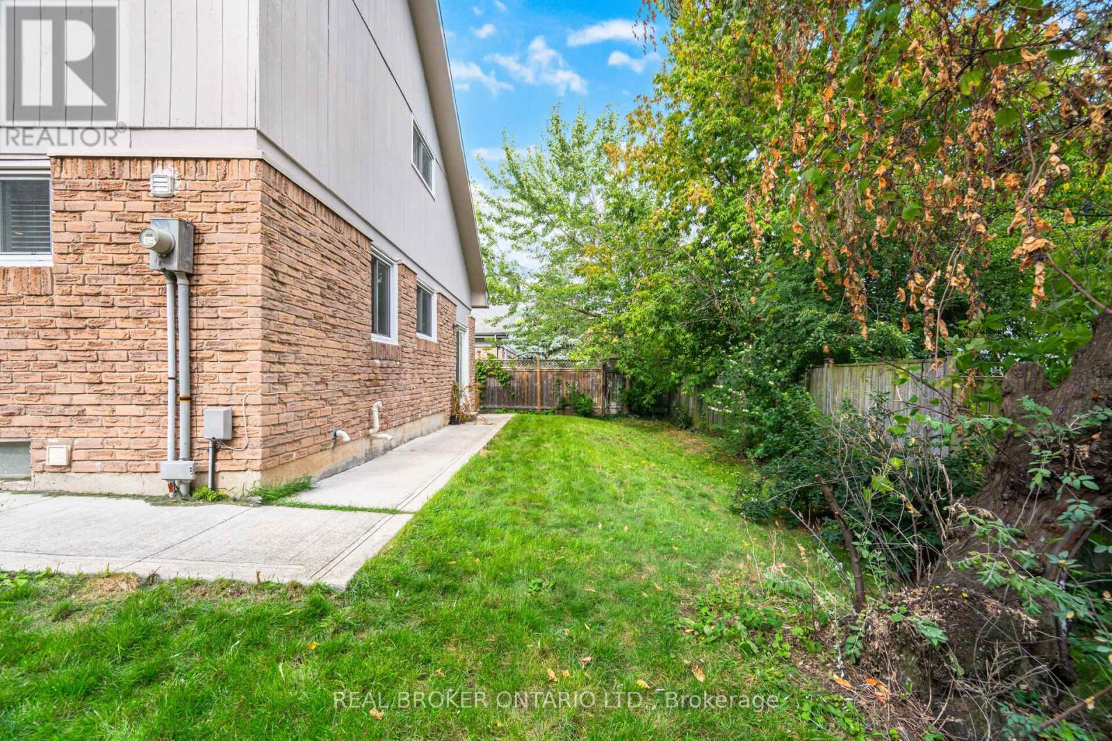 11 Pierpont Place, Mississauga, Ontario  L5N 5V1 - Photo 44 - W12429640
