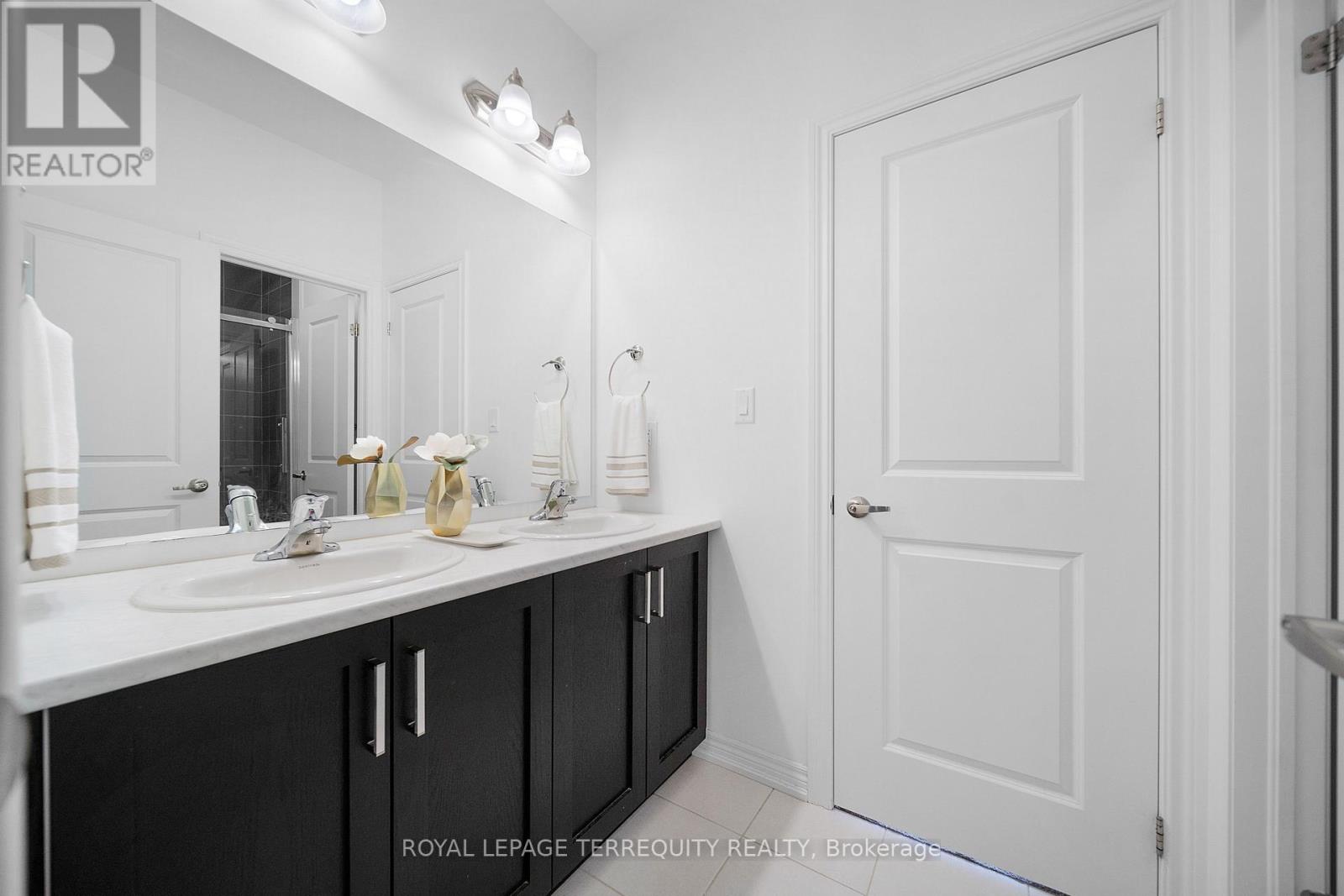 372 Clockwork Drive, Brampton, Ontario  L7A 5C3 - Photo 30 - W12429651