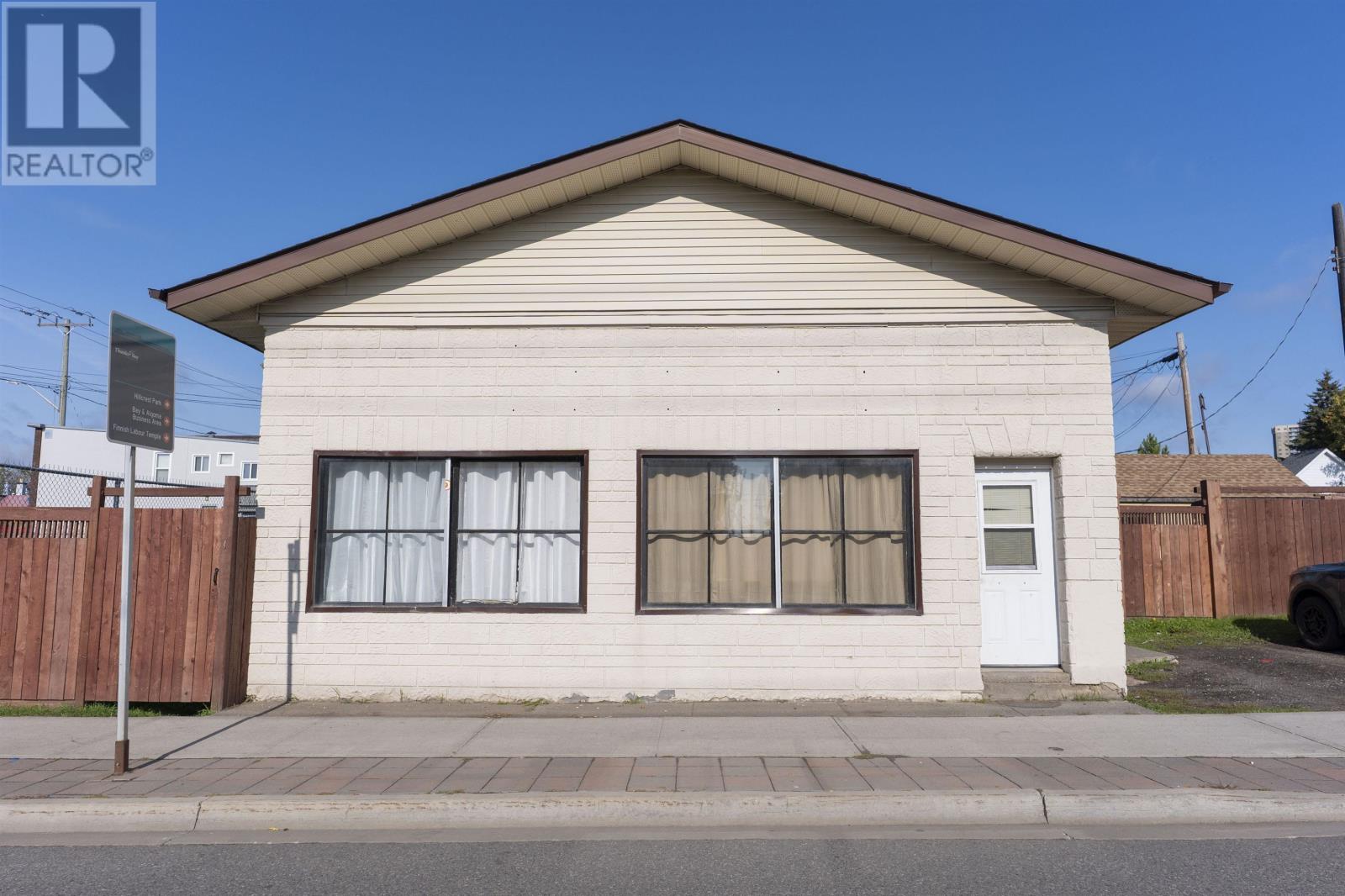 136 Court St S, Thunder Bay, Ontario  P7B 2X4 - Photo 2 - TB252741