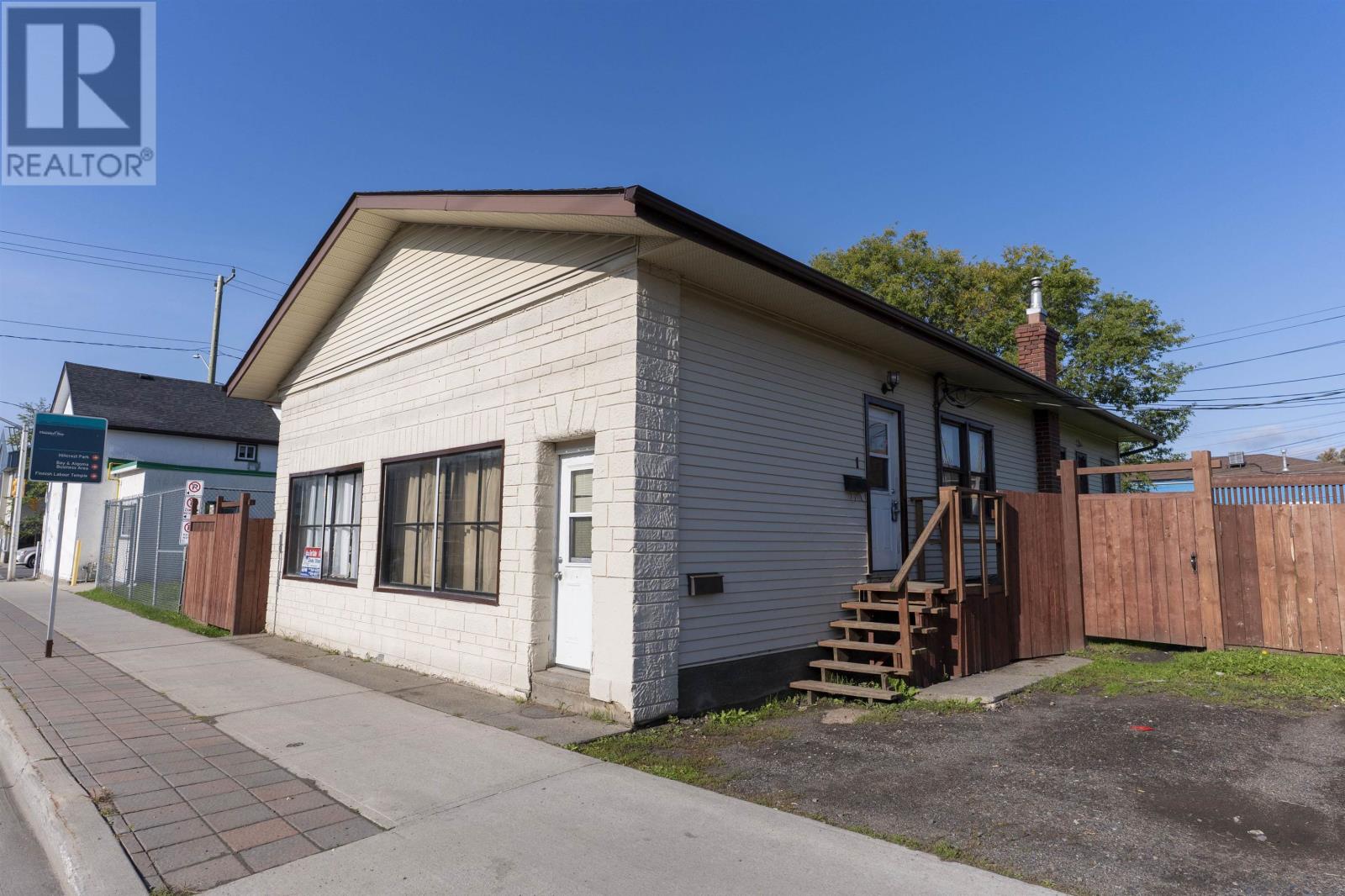 136 Court St S, Thunder Bay, Ontario  P7B 2X4 - Photo 1 - TB252741