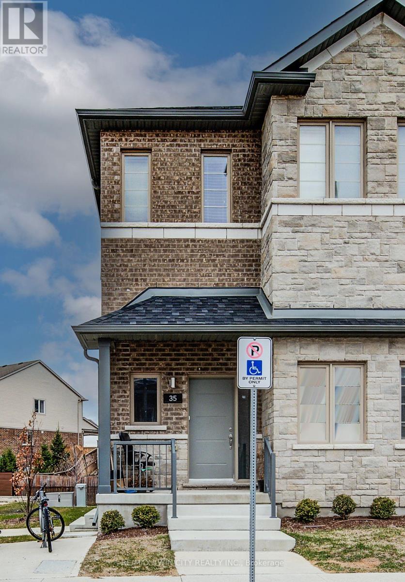 35 - 205 West Oak Trail, Kitchener, Ontario  N2R 0R9 - Photo 2 - X12429547