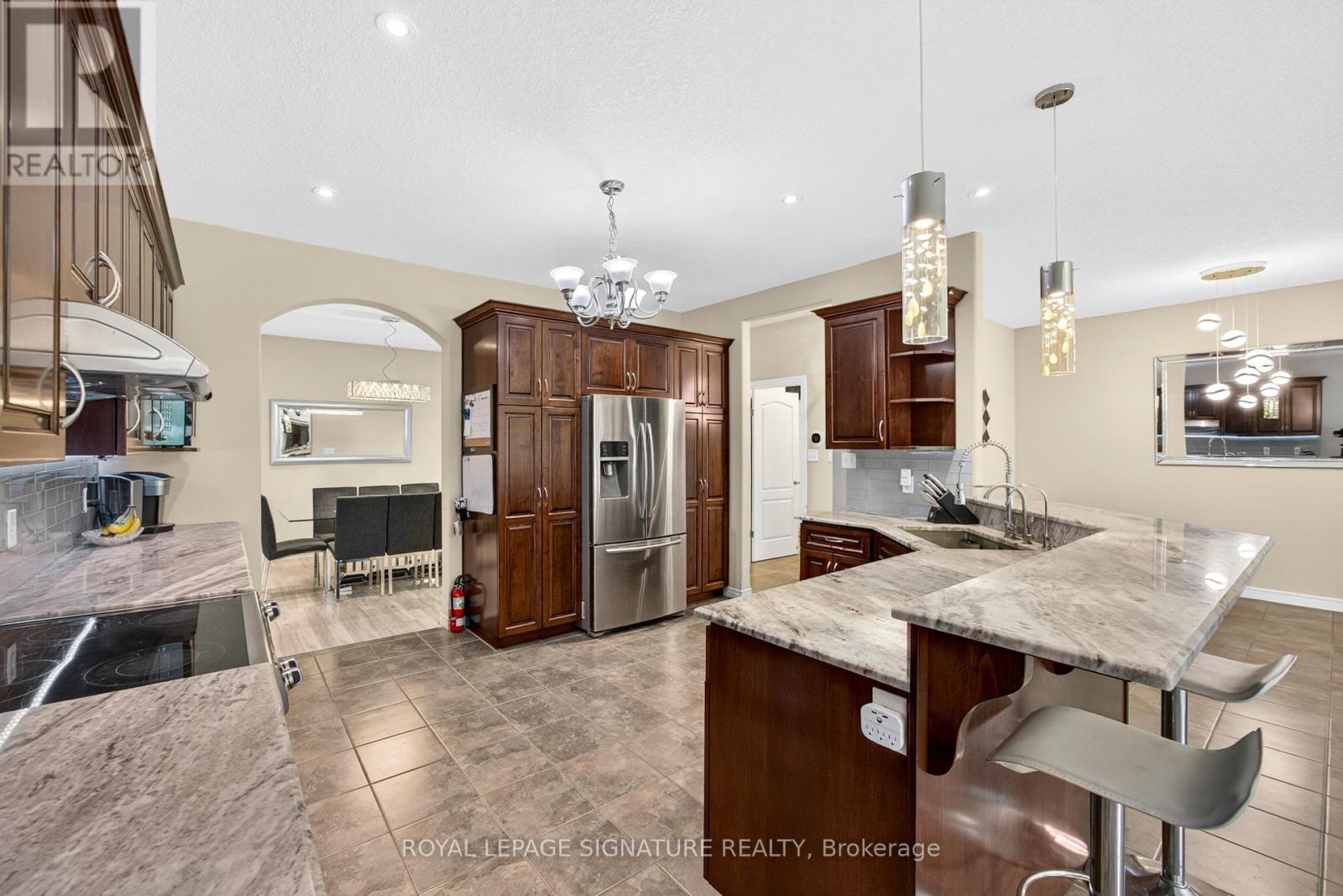 408 Gravel Ridge Trail, Kitchener, Ontario  N2E 0B2 - Photo 14 - X12429555