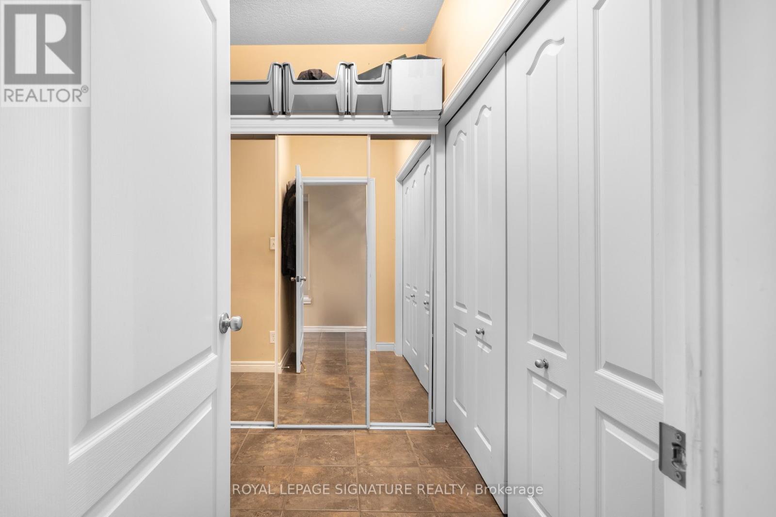 408 Gravel Ridge Trail, Kitchener, Ontario  N2E 0B2 - Photo 21 - X12429555