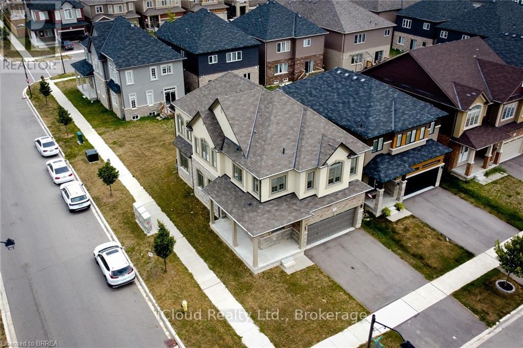 1 Sleeth Street N, Brantford, Ontario  N3S 0J7 - Photo 2 - X12429558