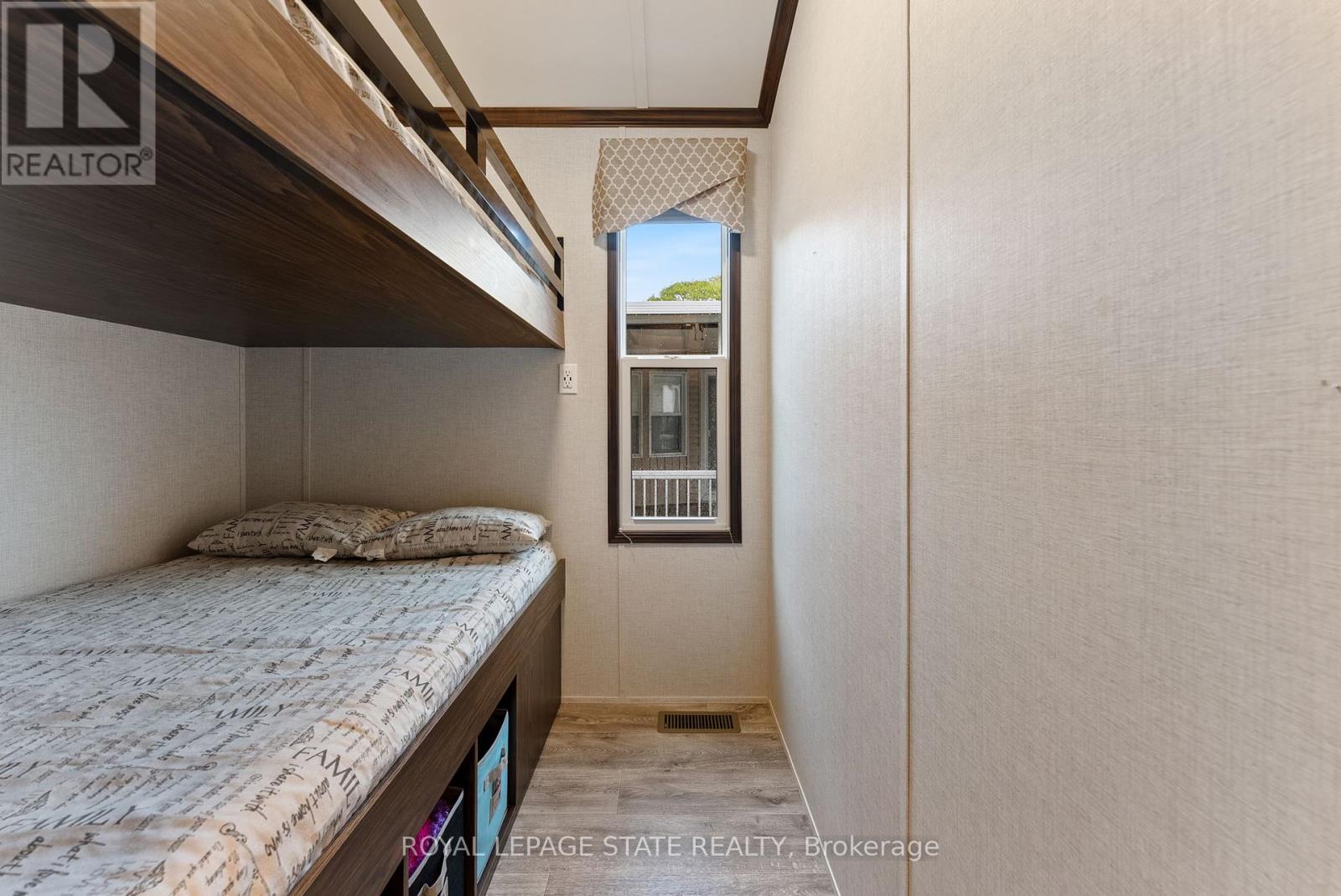 213 - 490 Empire Road, Port Colborne, Ontario  L0S 1R0 - Photo 25 - X12429571