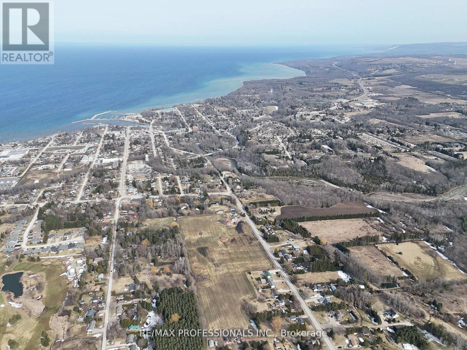 412 Miller Street, Meaford, Ontario  N4L 1K9 - Photo 6 - X12429593