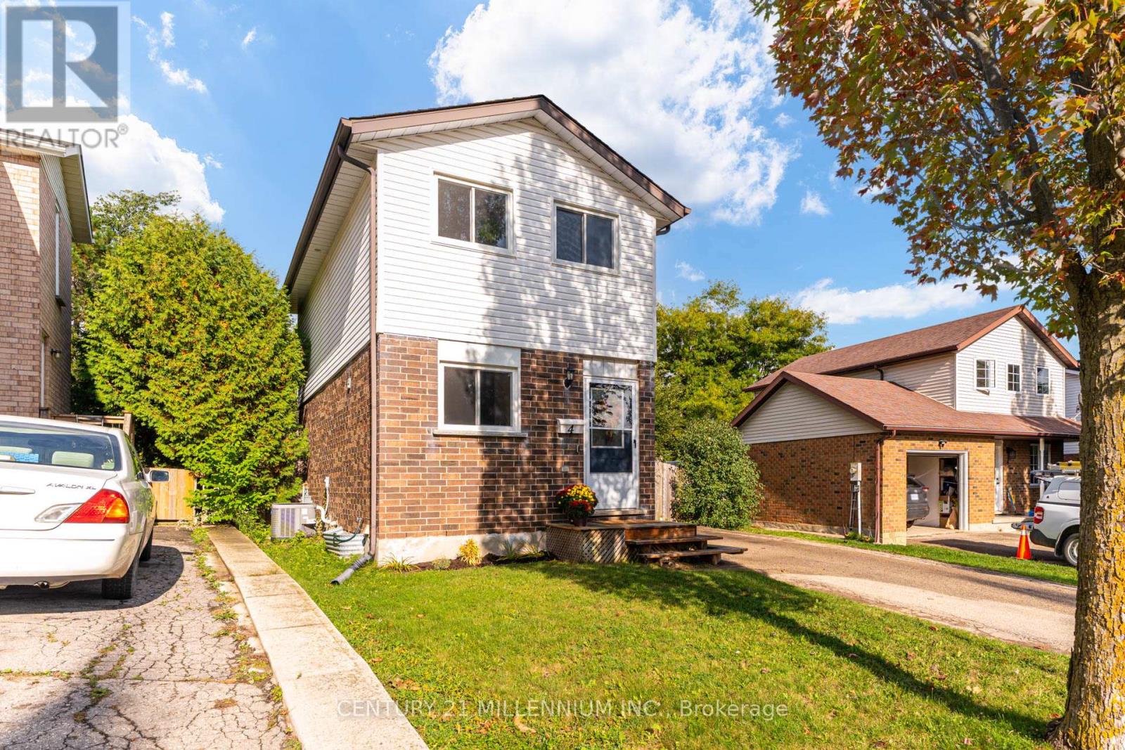 4 Watt Street, Guelph, Ontario  N1E 6W9 - Photo 2 - X12429608