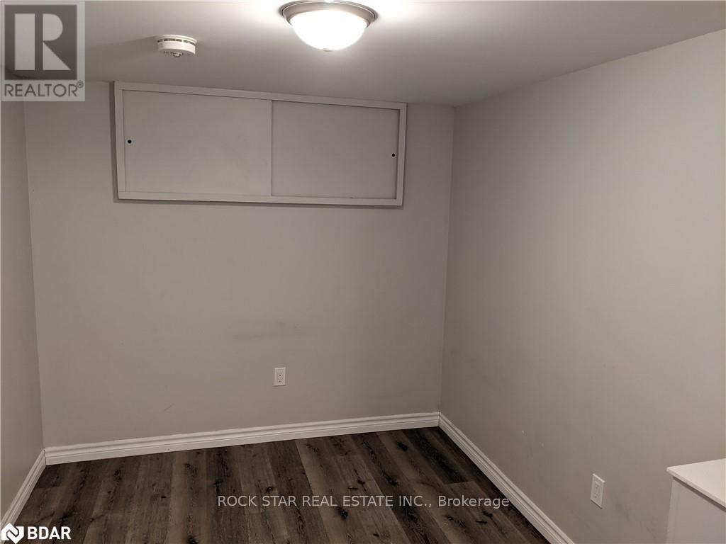 34 Preston Place, Welland, Ontario  L3C 3K3 - Photo 14 - X12429611