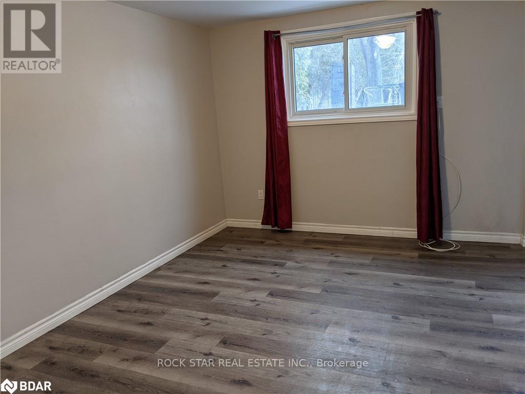 34 Preston Place, Welland, Ontario  L3C 3K3 - Photo 16 - X12429611