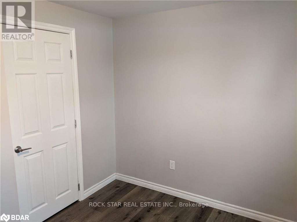 34 Preston Place, Welland, Ontario  L3C 3K3 - Photo 19 - X12429611