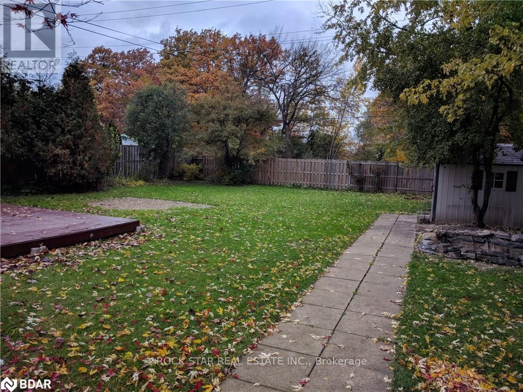 34 Preston Place, Welland, Ontario  L3C 3K3 - Photo 25 - X12429611