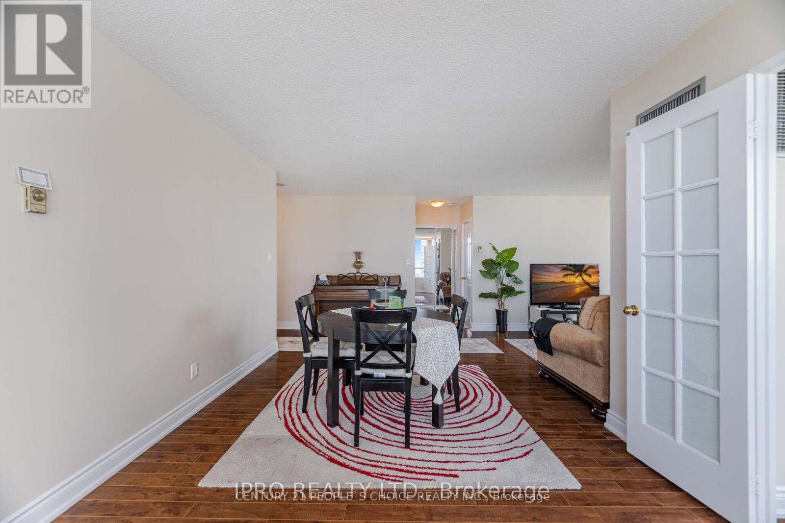 1603 - 3605 Kariya Drive, Mississauga, Ontario  L5B 3J4 - Photo 9 - W12336563