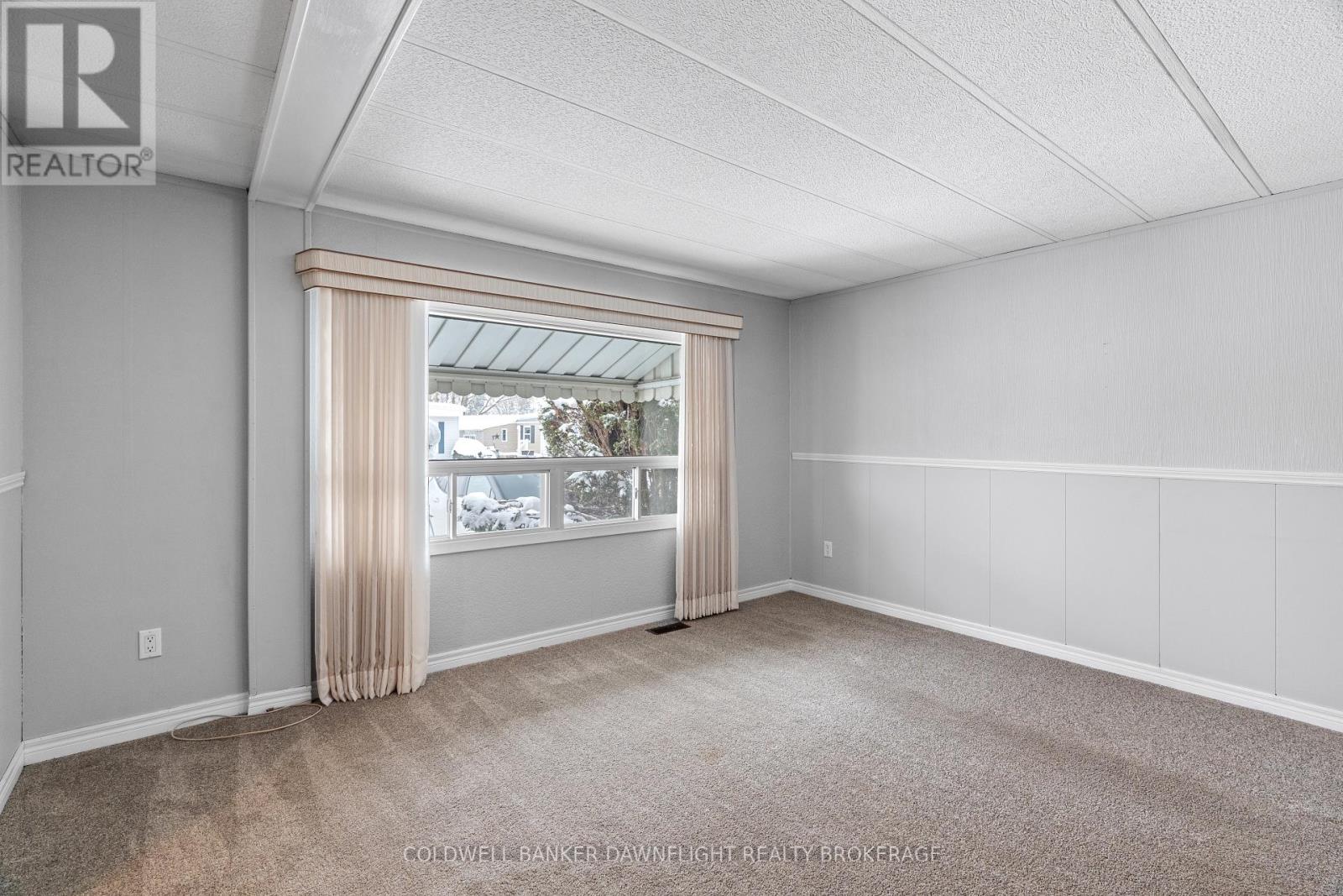 12 Redford Drive, South Huron, Ontario  N0M 1S3 - Photo 12 - X12262581
