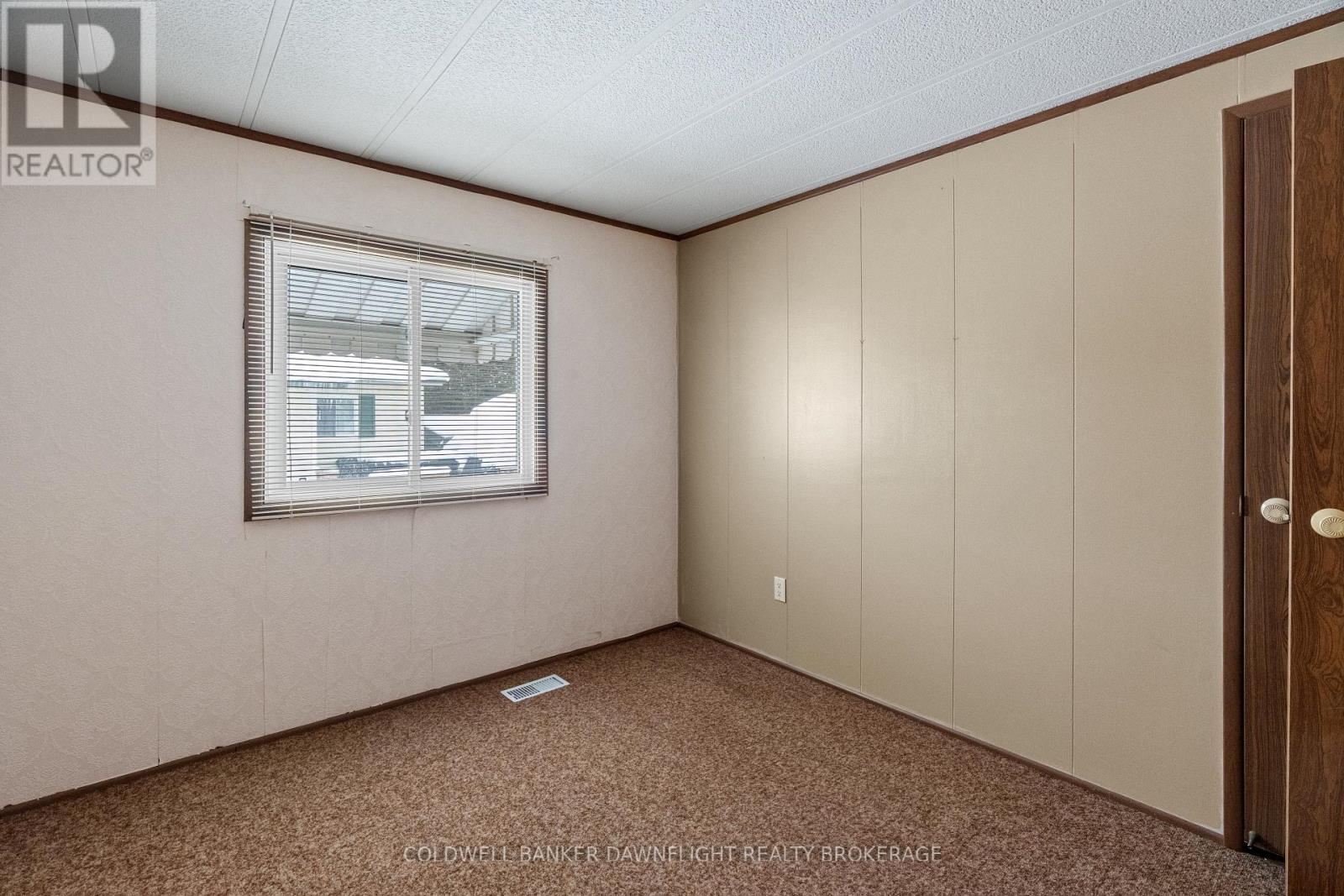 12 Redford Drive, South Huron, Ontario  N0M 1S3 - Photo 22 - X12262581