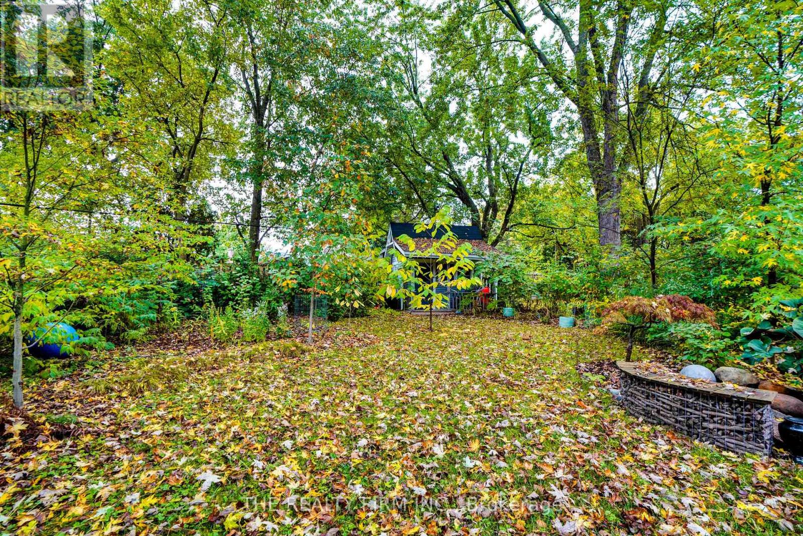 901 Willow Drive, London South, Ontario  N6E 1P2 - Photo 33 - X12423961