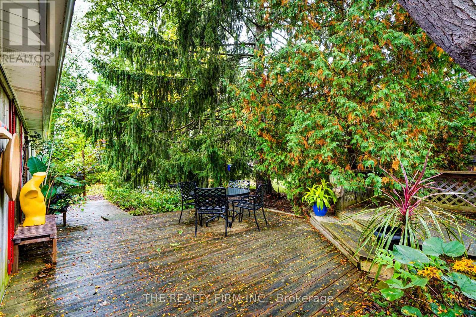 901 Willow Drive, London South, Ontario  N6E 1P2 - Photo 32 - X12423961