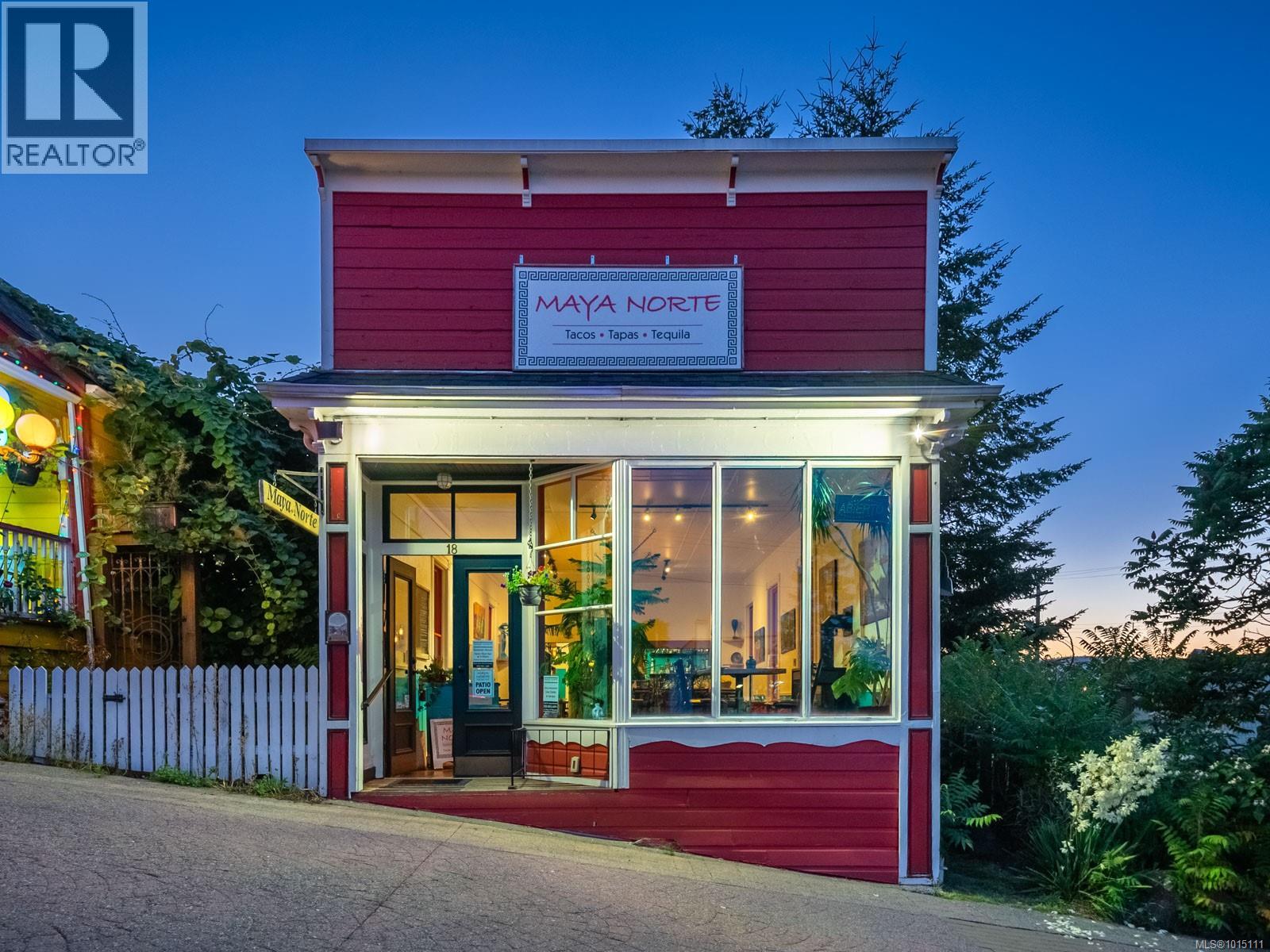 18 Roberts St, Ladysmith, British Columbia  V9G 0A0 - Photo 1 - 1015111