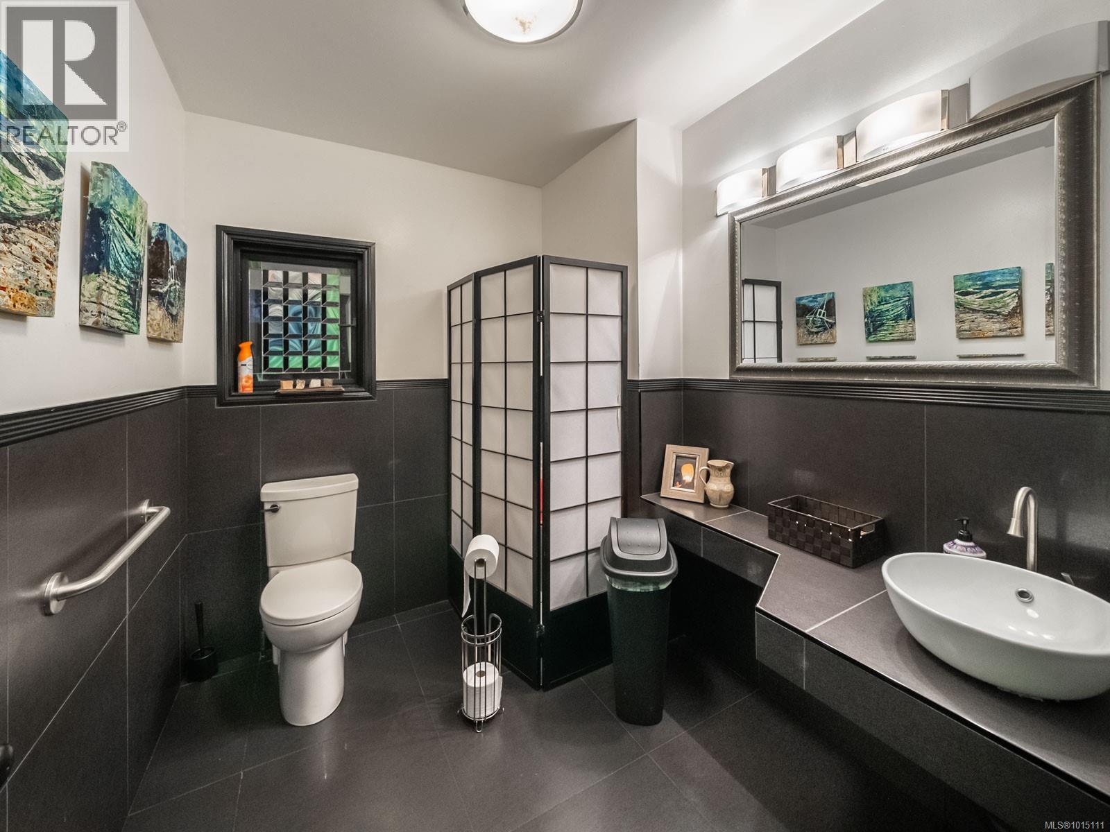 18 Roberts St, Ladysmith, British Columbia  V9G 0A0 - Photo 43 - 1015111