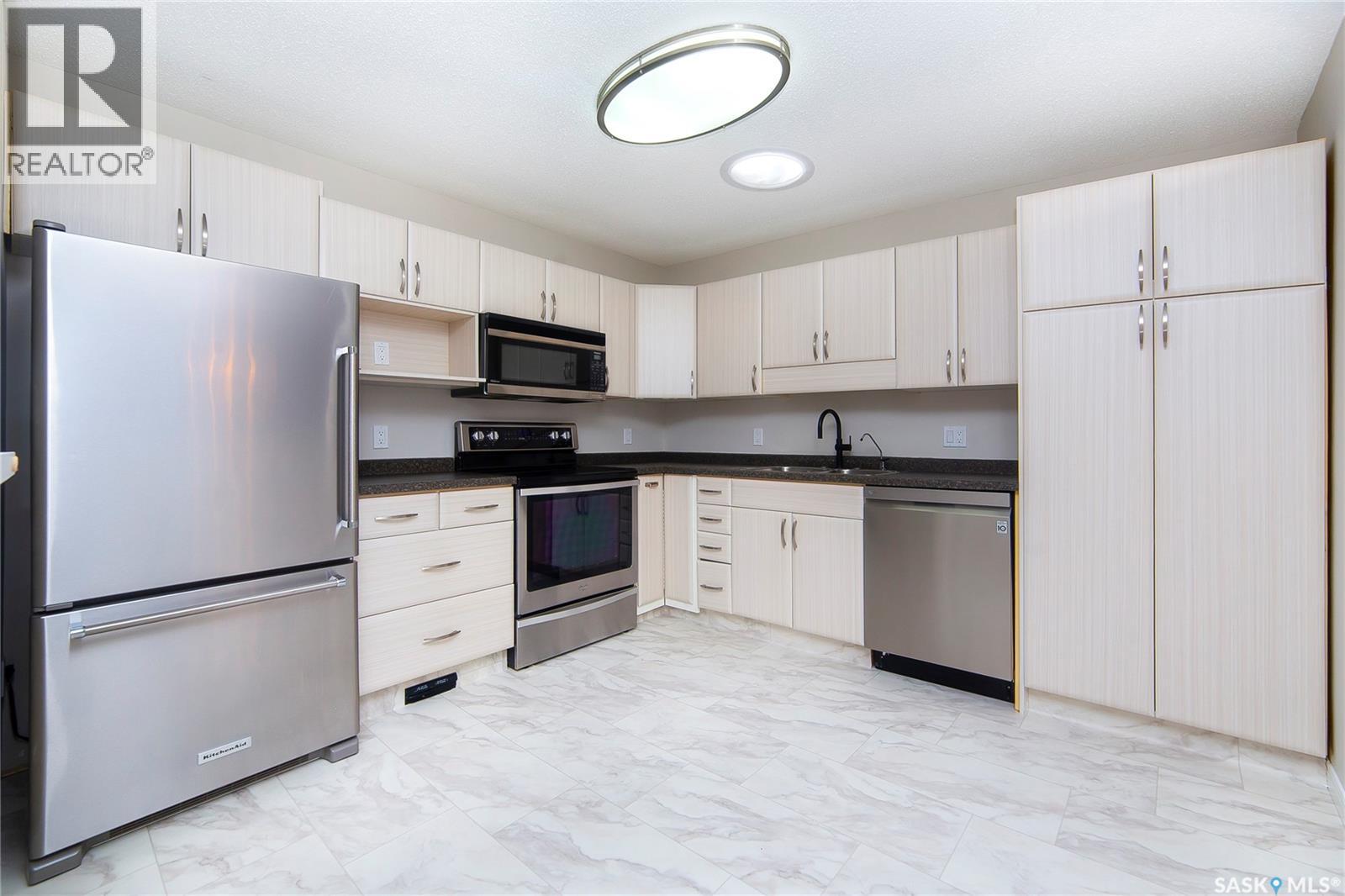 8 3415 Calder Crescent, Saskatoon, Saskatchewan  S7J 4Z9 - Photo 10 - SK019493
