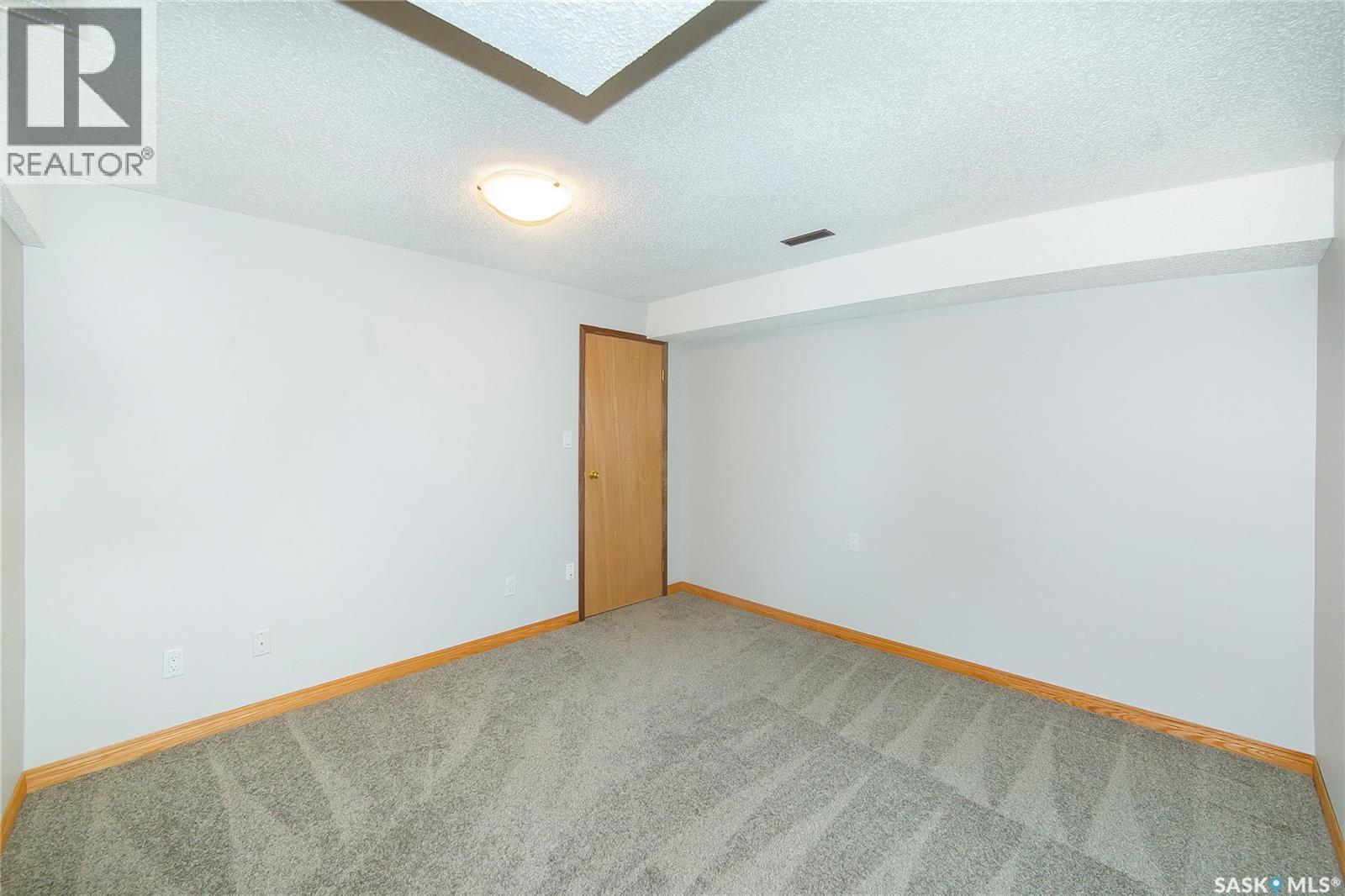 8 3415 Calder Crescent, Saskatoon, Saskatchewan  S7J 4Z9 - Photo 36 - SK019493
