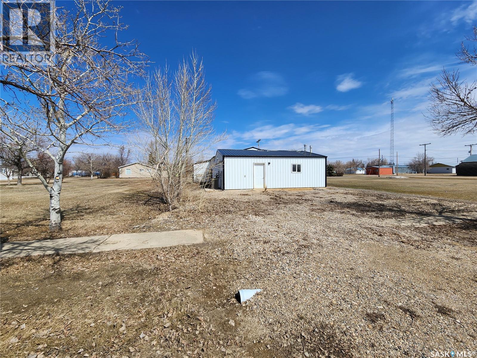 303 N Railway Avenue, Morse, Saskatchewan  S0H 3C0 - Photo 4 - SK019163