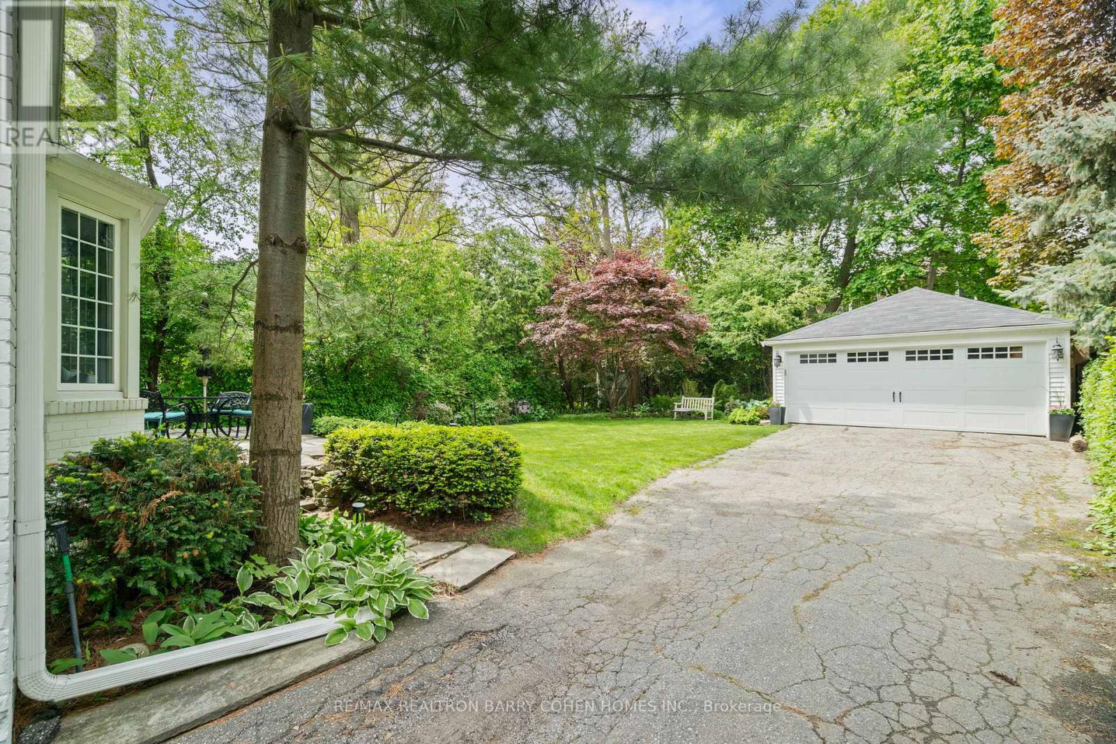 56 Highland Crescent, Toronto, Ontario  M2L 1G6 - Photo 17 - C12429669