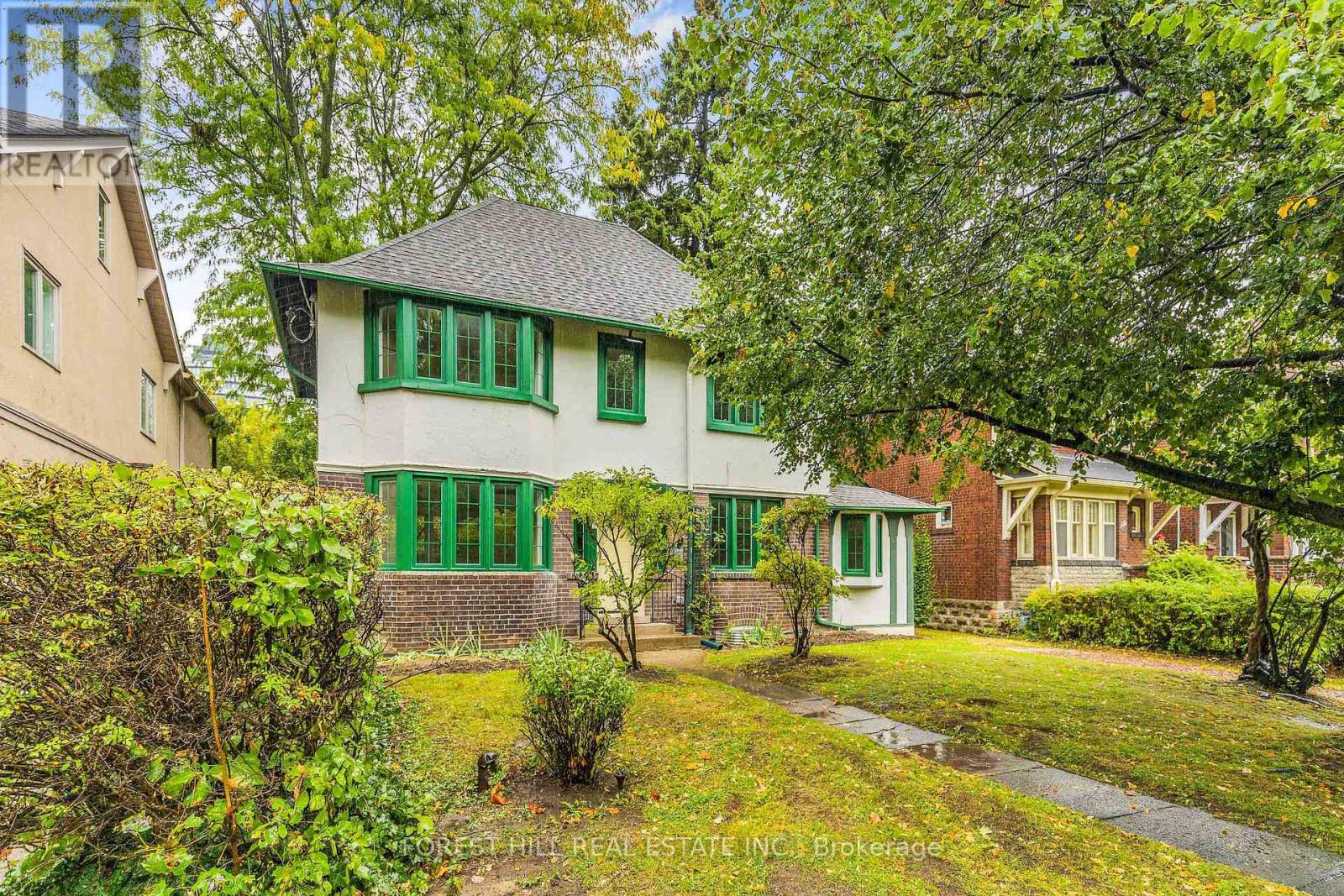 UPPER - 116 MANOR ROAD E, Toronto, Ontario