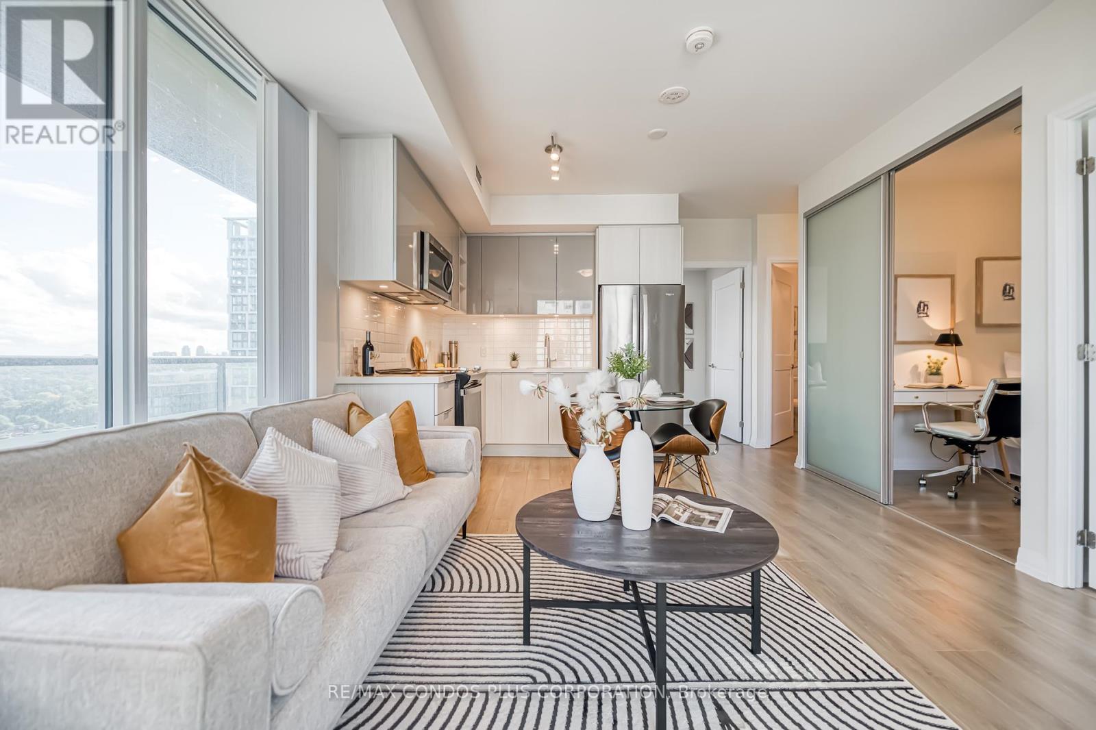 2007 - 25 Holly Street, Toronto, Ontario  M4S 0E3 - Photo 10 - C12429534