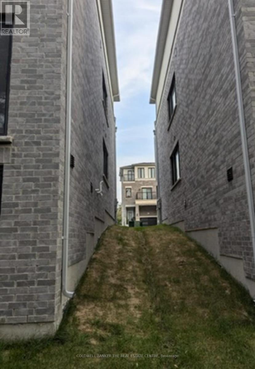 18 Gerry Henry Lane, Clarington, Ontario  L1E 0L8 - Photo 24 - E12429680